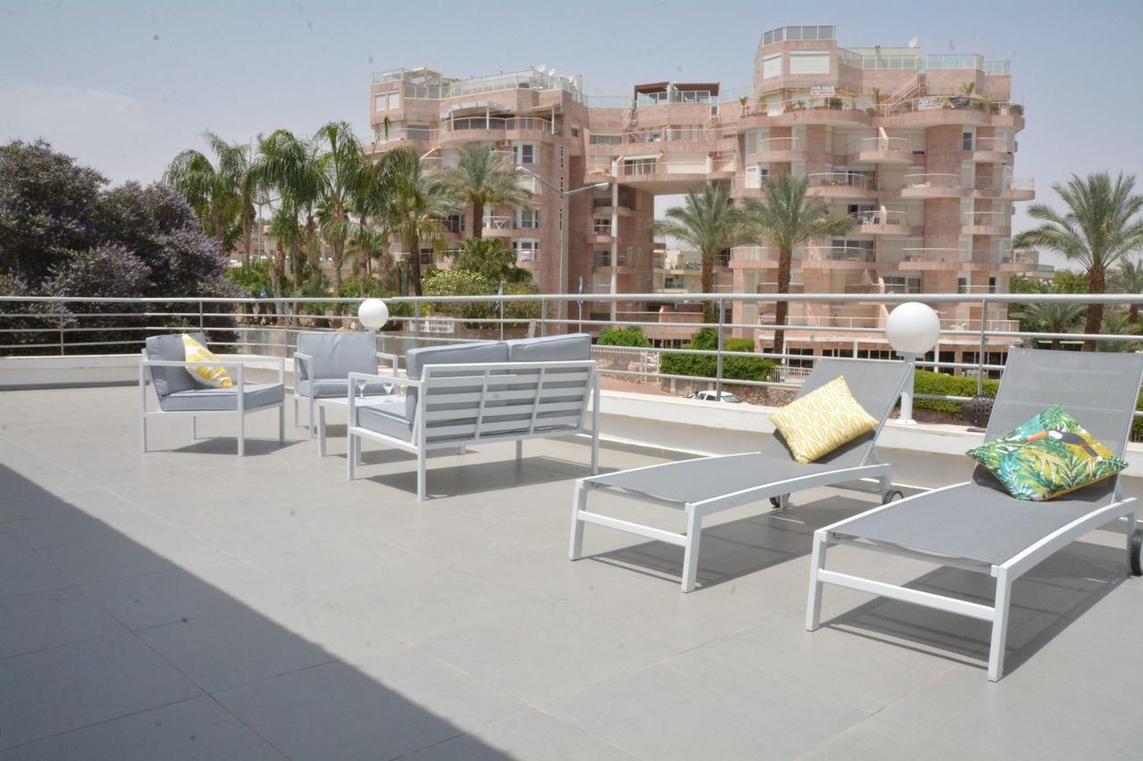 Villa With Heated Pool And Jacuzzi Sea View 300M Front Of The Beach Eilat Exterior photo