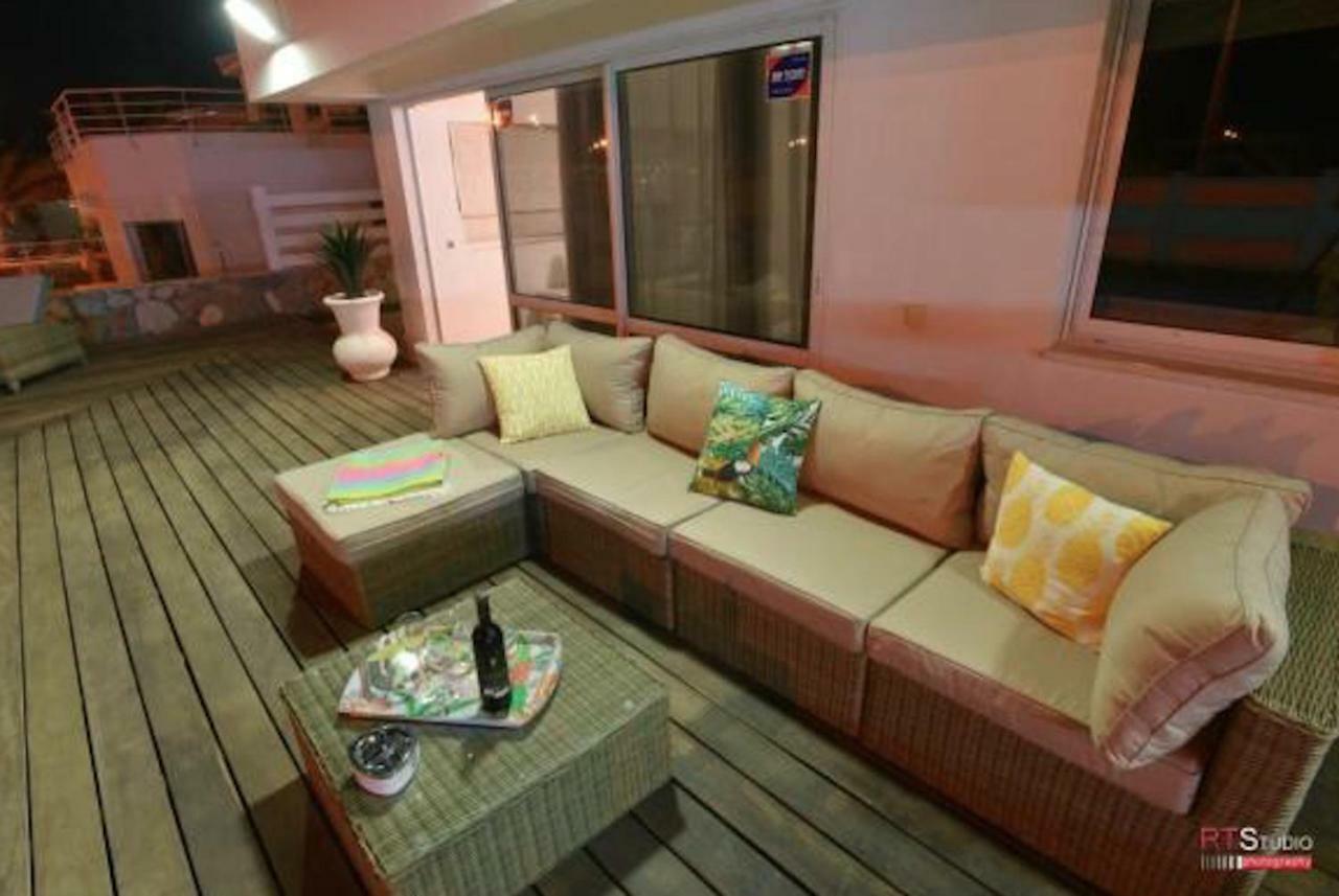 Villa With Heated Pool And Jacuzzi Sea View 300M Front Of The Beach Eilat Exterior photo